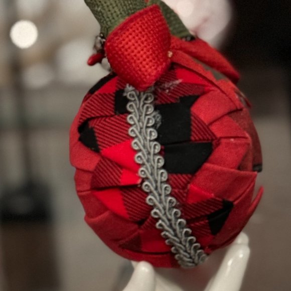 Christmas Ornament, Red Truck W/Dog, Country Chic, X-Mas Gift/Present, Handmade - Picture 4 of 16